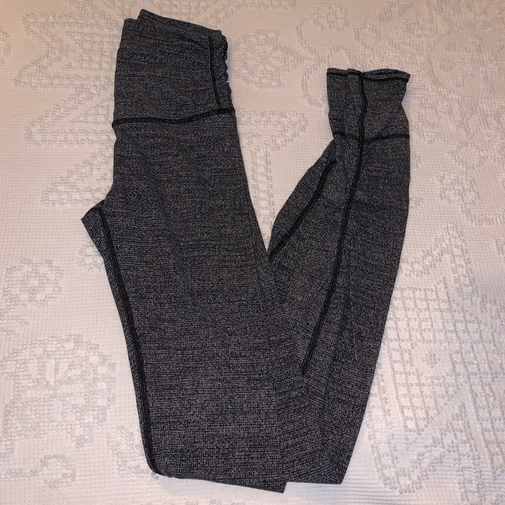 lululemon nulu align with stirrups grey pattern - Picture 3 of 5